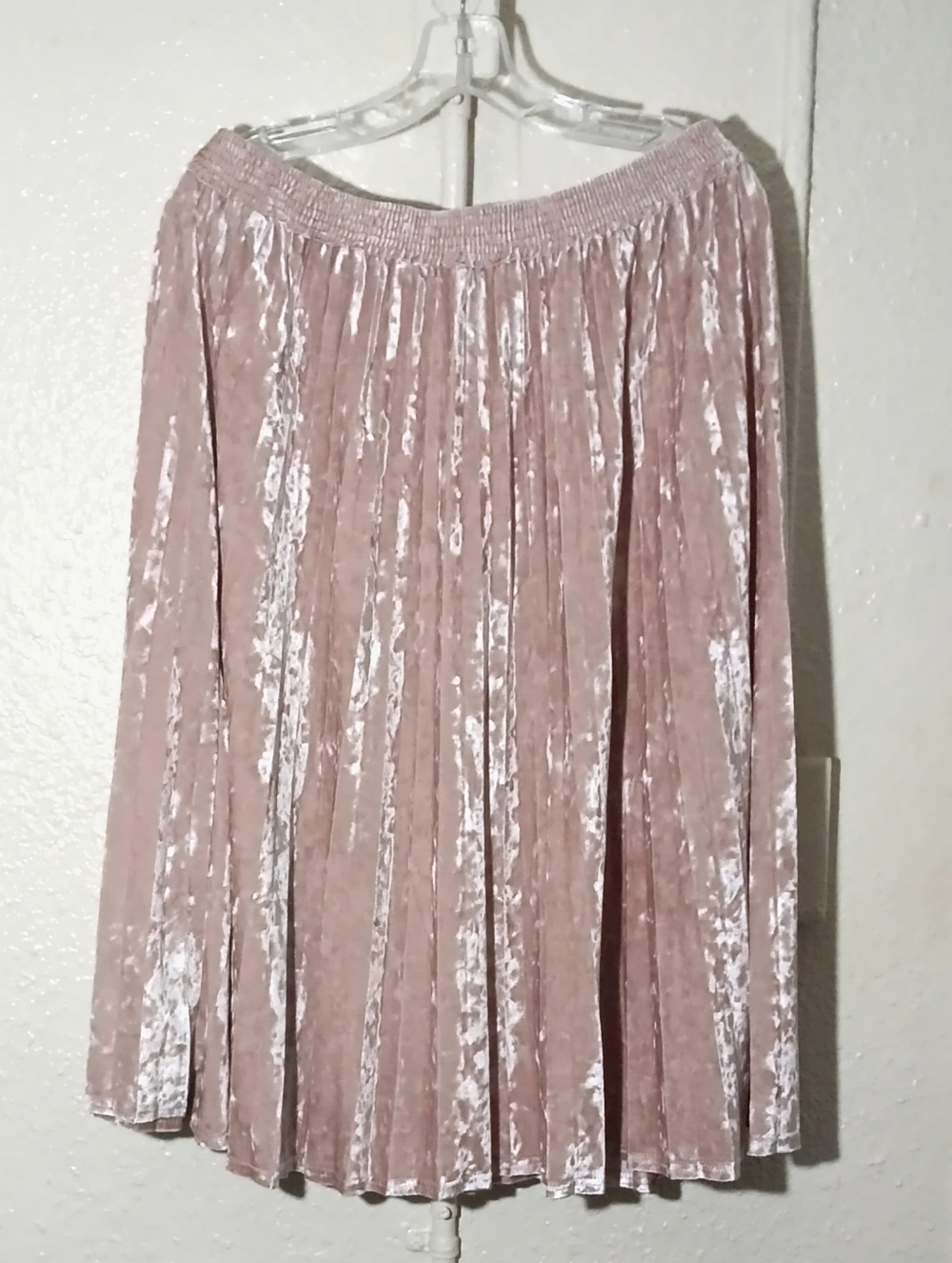 Pleated Rose Pink Velvet Midi Skirt